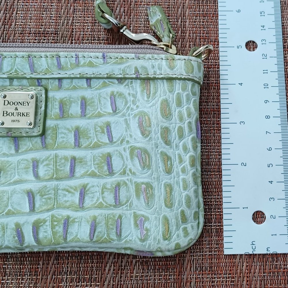 Dooney & Bourke Wristlet - Picture 4 of 8